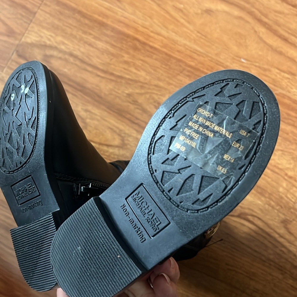 Michael Kors Orchid Black Girls Toddler Boot new no tags - Picture 4 of 6